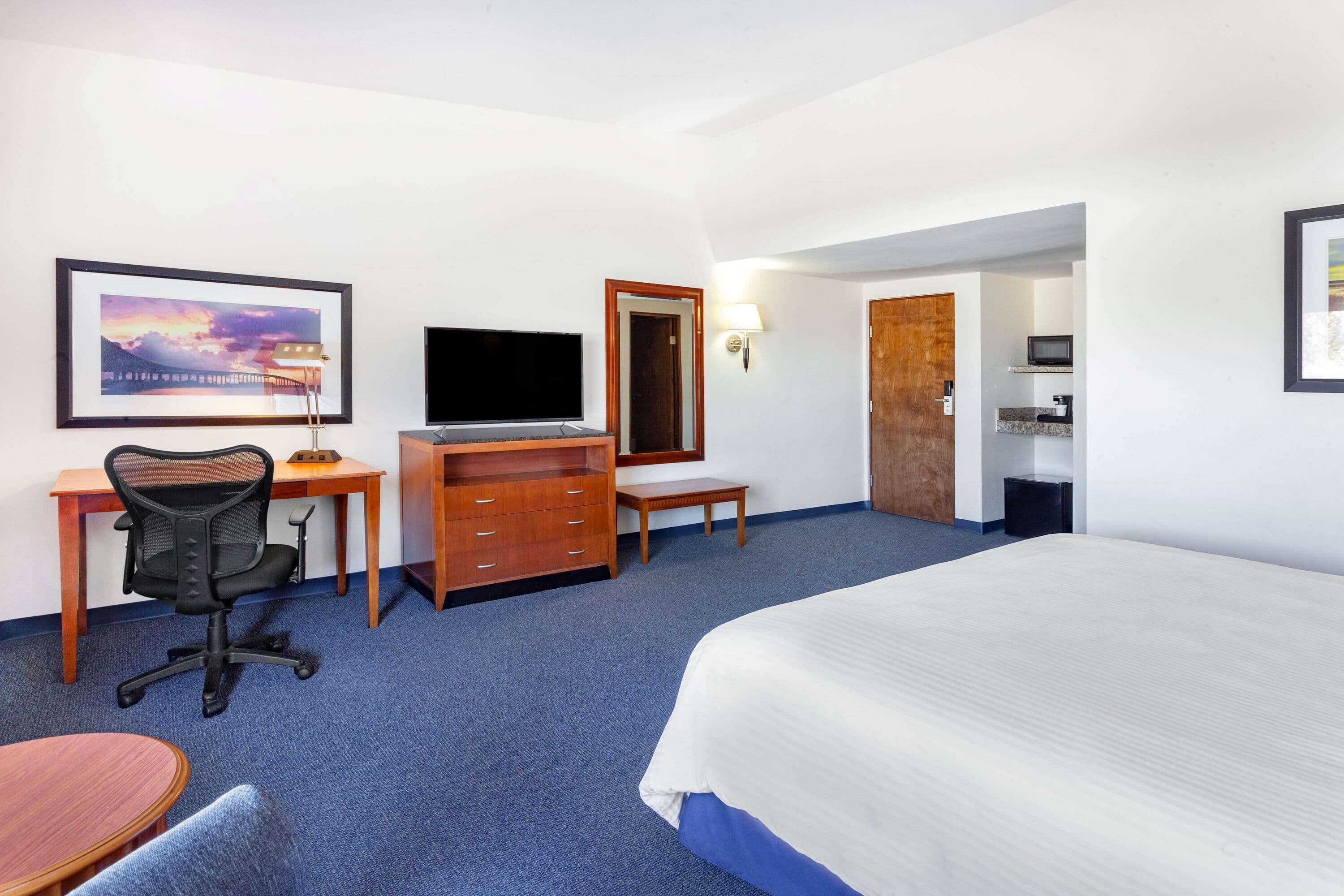 Days Inn By Wyndham Piedras Negras Eksteriør billede