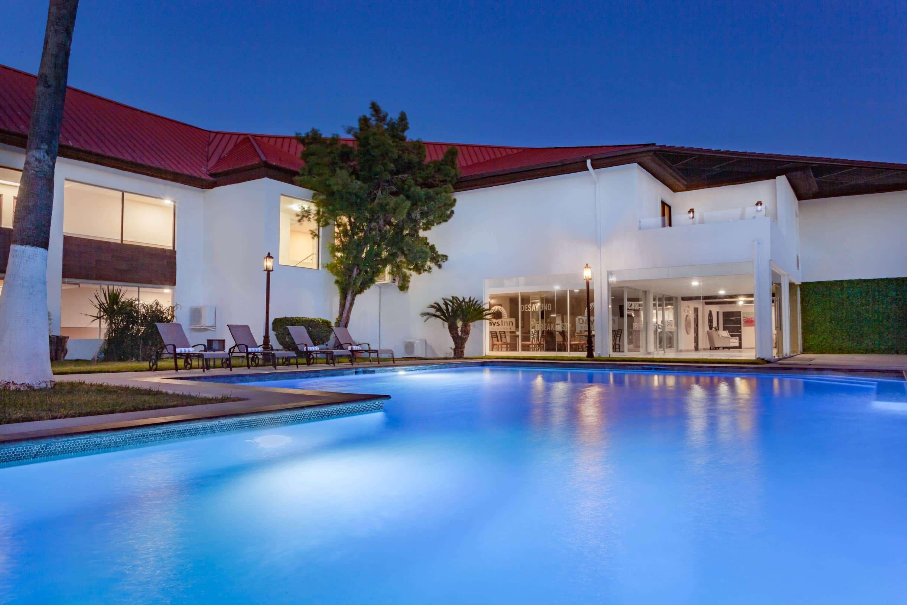 Days Inn By Wyndham Piedras Negras Eksteriør billede